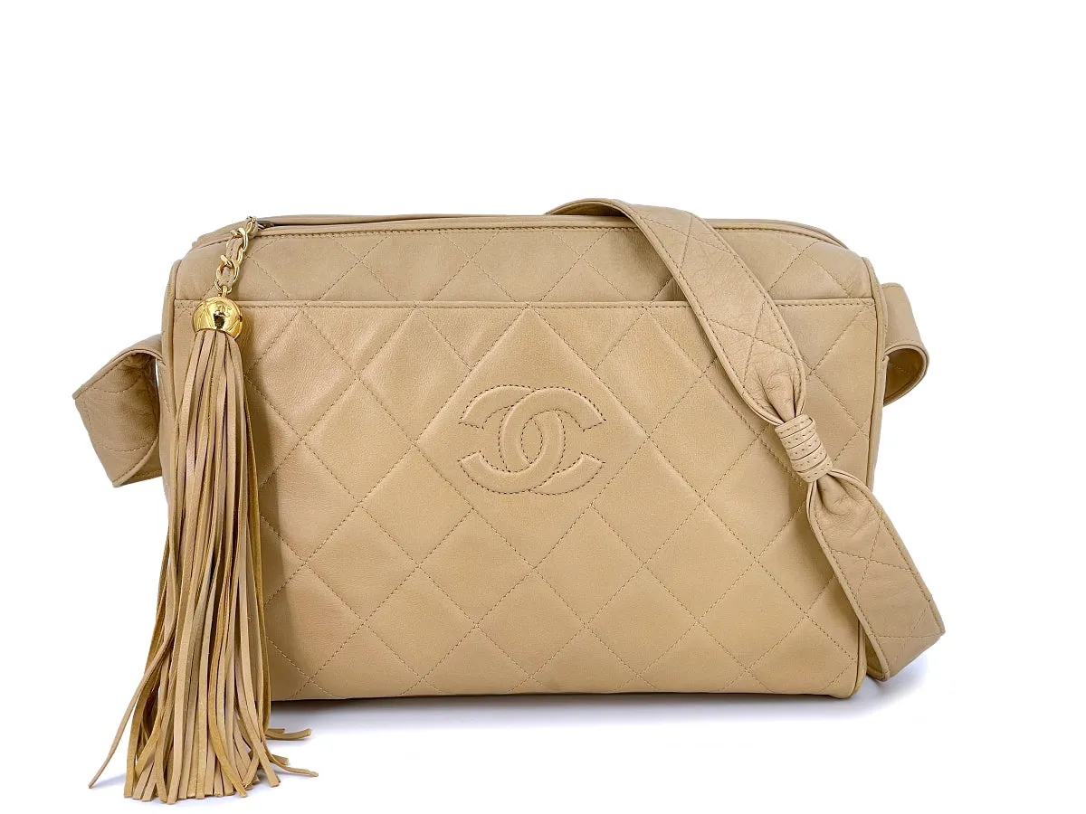 Chanel 1994 Vintage Light Beige Lambskin Large Camera Case Messenger Bag Tassel