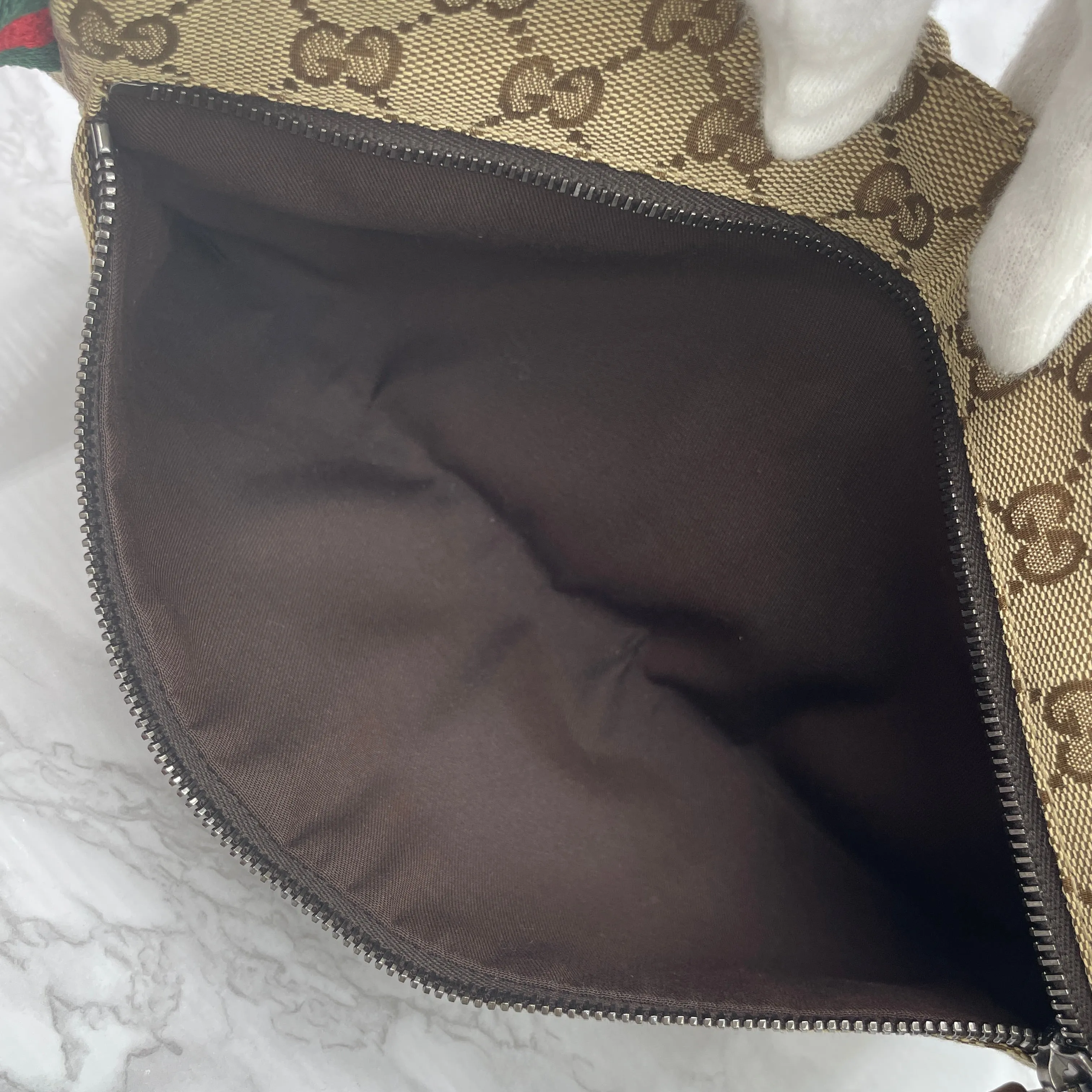 GUCCI Sherry Line Body Bag