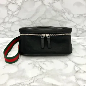 GUCCI Sherry Line Body Bag