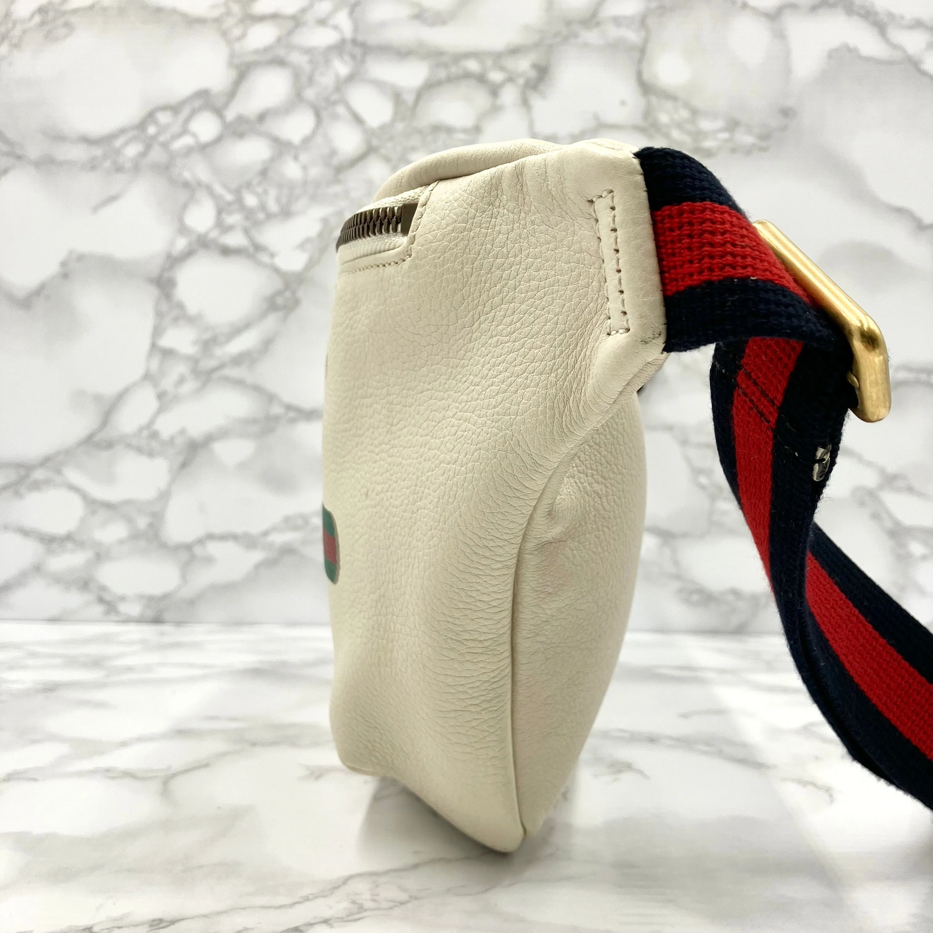 GUCCI Sherry Line Logo Print Body Bag