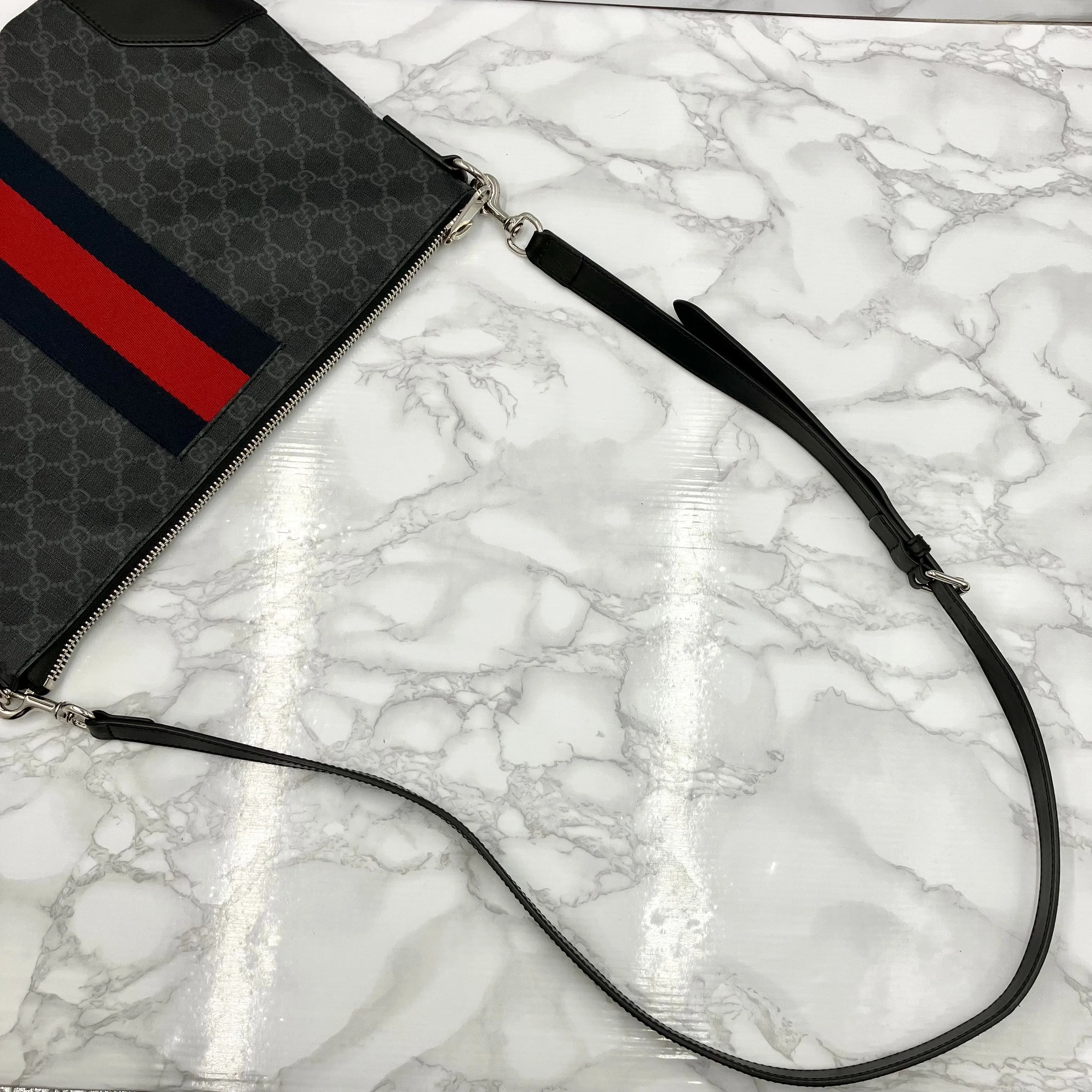 GUCCI Sherry Line Shoulder Bag