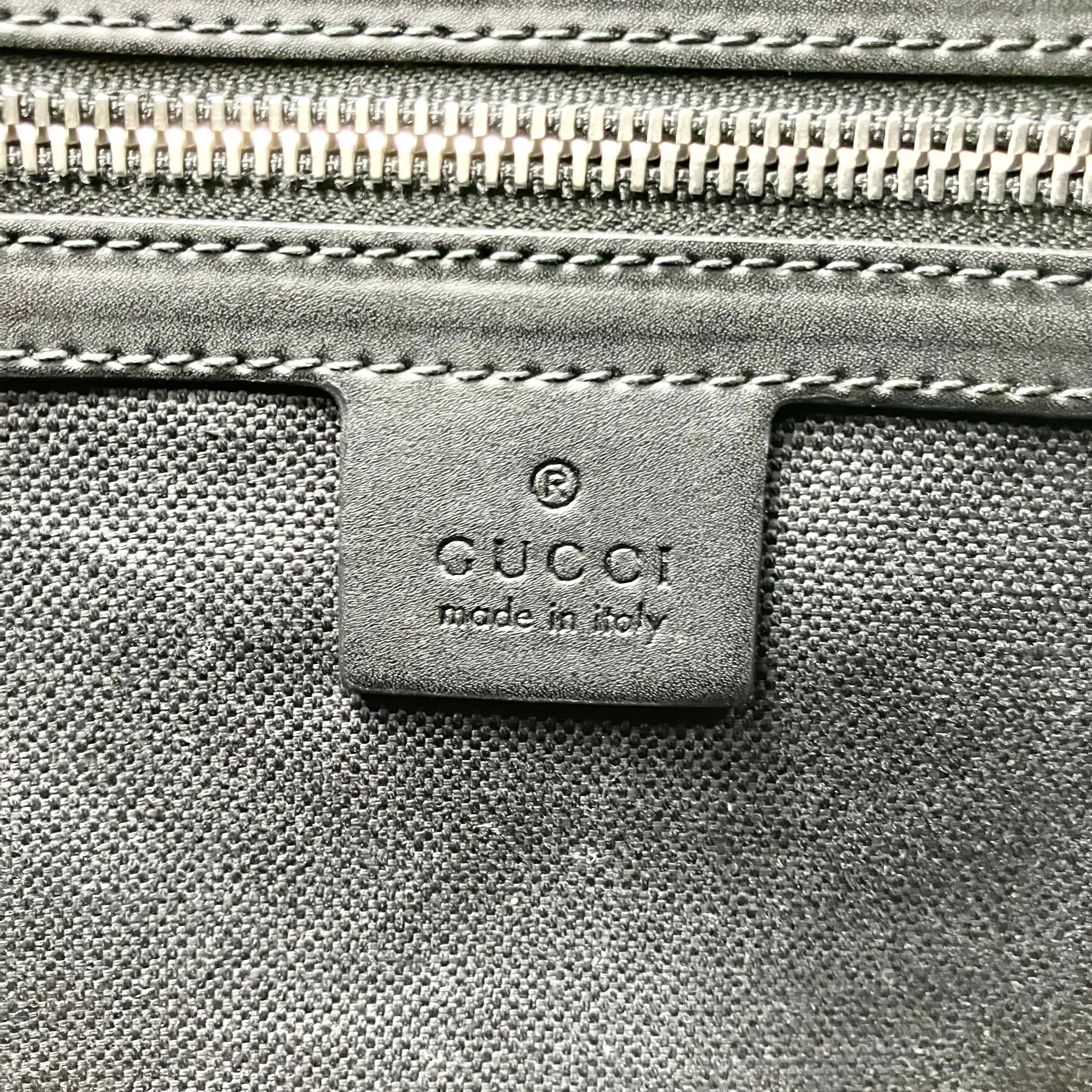 GUCCI Sherry Line Shoulder Bag